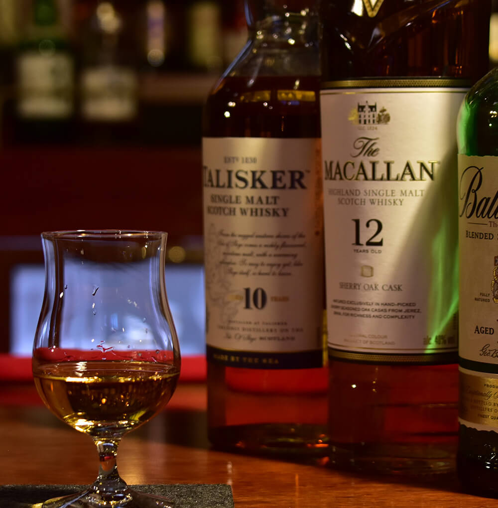 Bar Luar
